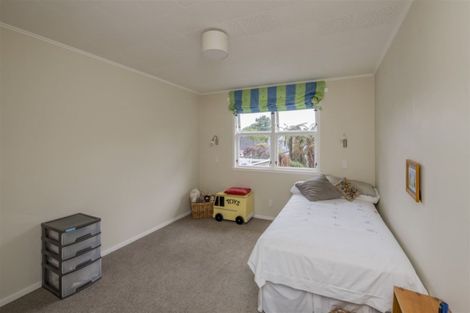 Photo of property in 15a Kawiu Road, Levin, 5510