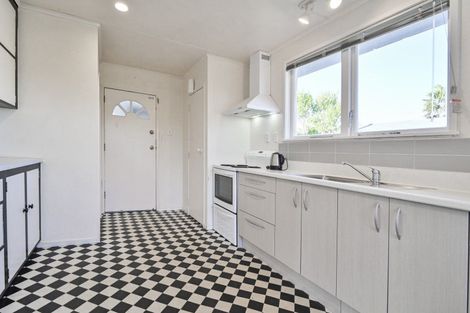 Photo of property in 215 Sunnybank Crescent, Camberley, Hastings, 4120