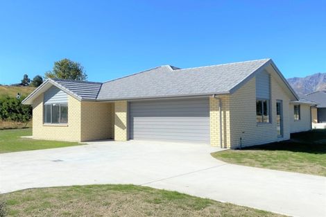 Photo of property in 31 Timsfield Drive, Lake Hawea, Wanaka, 9382