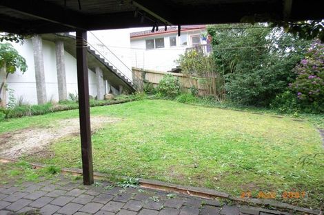 Photo of property in 18 Finn Place, Totara Vale, Auckland, 0629