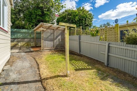 Photo of property in 14 Bridge Street, Clyde Hill, Dunedin, 9011