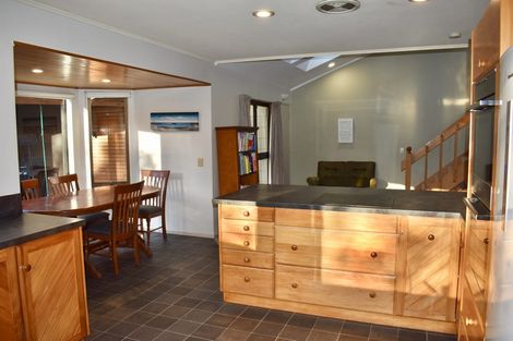 Photo of property in 98 Ringawhati Road, Otaki, 5583