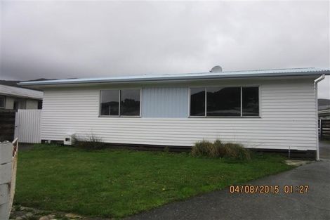 Photo of property in 268 Wellington Road, Wainuiomata, Lower Hutt, 5014