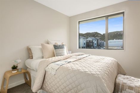 Photo of property in 21 John Street, Stokes Valley, Lower Hutt, 5019