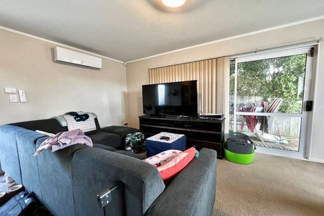 Photo of property in 50 Sycamore Drive, Sunnynook, Auckland, 0620