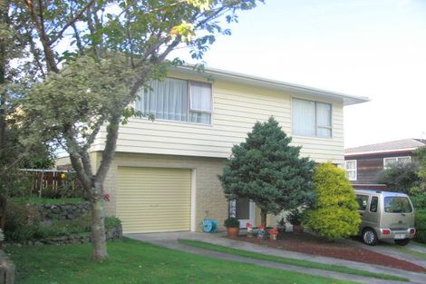 Photo of property in 14 Turriff Crescent, Tawa, Wellington, 5028