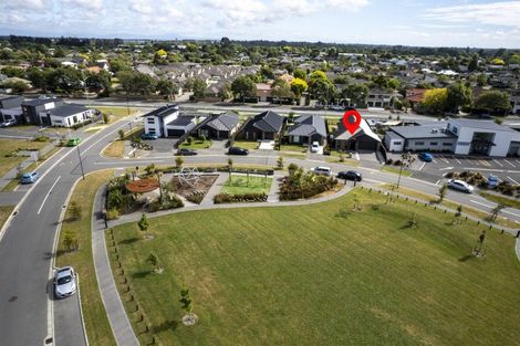 Photo of property in 18 Grey Way, Russley, Christchurch, 8042