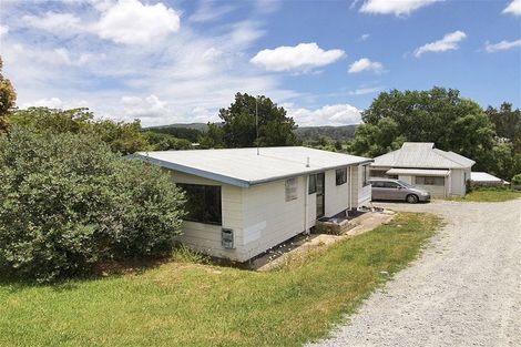 Photo of property in 24 Derrick Road, Kawakawa, 0210