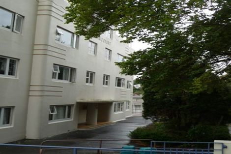 Photo of property in Elms Court Flats, 8/367 The Terrace, Te Aro, Wellington, 6011