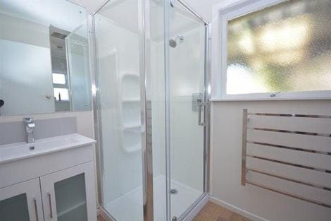 Photo of property in 55 Plumley Crescent, Mangere, Auckland, 2022