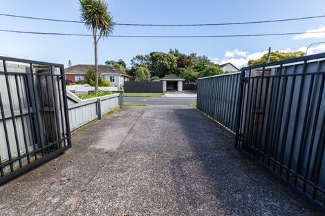 Photo of property in 124 Naenae Road, Naenae, Lower Hutt, 5011