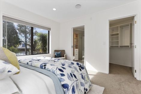 Photo of property in 1/130 Churchill Road, Rothesay Bay, Auckland, 0630