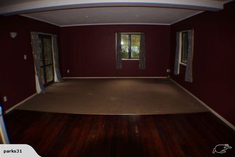 Photo of property in 93 Warner Park Avenue, Laingholm, Auckland, 0604