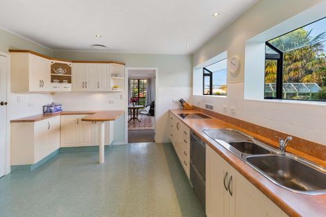 Photo of property in 27 Great North Road, Saint Johns Hill, Whanganui, 4501