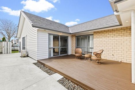 Photo of property in 19 Kotuku Crescent, Takanini, 2112