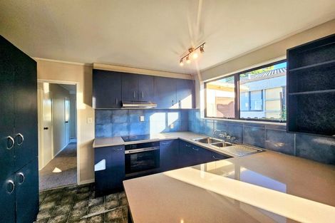 Photo of property in 1/151 Te Irirangi Drive, Flat Bush, Auckland, 2019