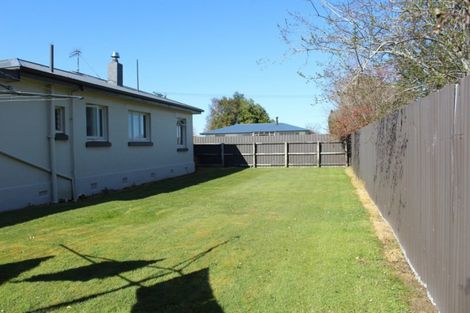 Photo of property in 2 Hillary Street, Winton, 9720