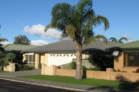 Photo of property in 9 Dan Tori Place, Orewa, 0931