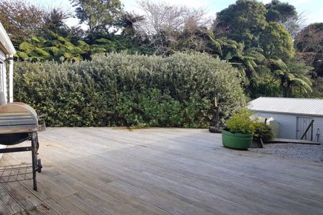 Photo of property in 12 Winstone Place, Highlands Park, New Plymouth, 4312