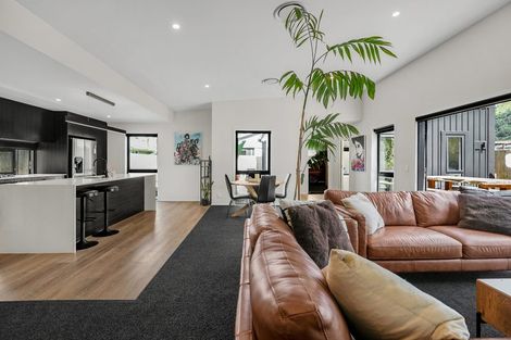 Photo of property in 33a Gillespies Road, Birchville, Upper Hutt, 5018