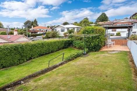 Photo of property in 6 Crosby Street, Mornington, Dunedin, 9011