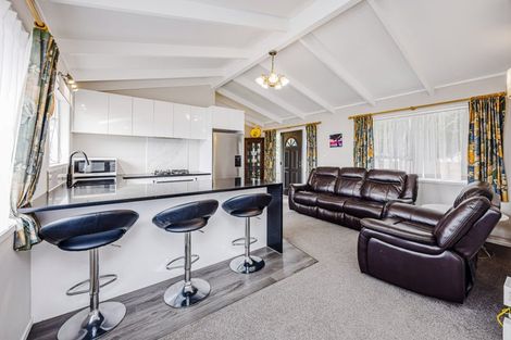 Photo of property in 2/40 Laurie Avenue, Papakura, 2110