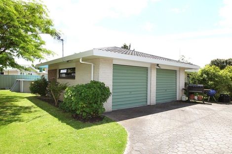 Photo of property in 243a Warwick Road, Mayfair, Hastings, 4122