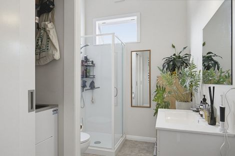 Photo of property in 39 Normanby Street, Newtown, Wellington, 6021