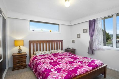 Photo of property in 194 Major Drive, Kelson, Lower Hutt, 5010