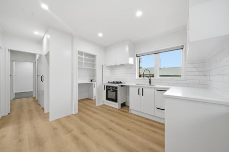 Photo of property in 2/62 Great South Road, Papatoetoe, Auckland, 2025