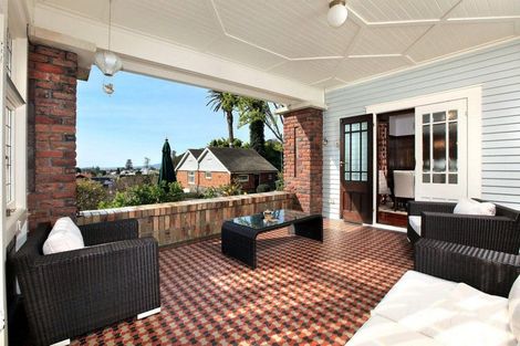 Photo of property in 6 Garden Road, Remuera, Auckland, 1050