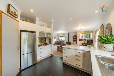 Photo of property in 2/17 Puriri Street, Woburn, Lower Hutt, 5010