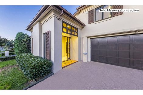 Photo of property in 25 Bridgefield Crescent, Flat Bush, Auckland, 2016