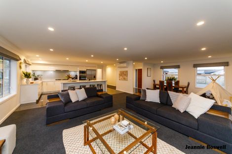 Photo of property in 51 Liberty Grove, Kelvin Grove, Palmerston North, 4414