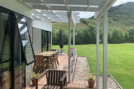 Photo of property in 22 Marua Way, Dome Forest, Warkworth, 0981