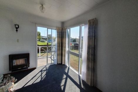 Photo of property in 23 Karamu Street, Tawhero, Whanganui, 4501