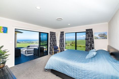 Photo of property in 229 Eskridge Drive, Eskdale, Napier, 4182