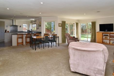 Photo of property in 8 James Drive, Woodend, 7610