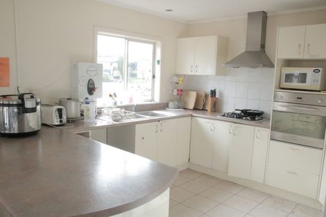 Photo of property in 39 Ransom Smyth Drive, Goodwood Heights, Auckland, 2105