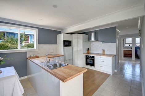 Photo of property in 14 District Road, Roseneath, Port Chalmers, 9023