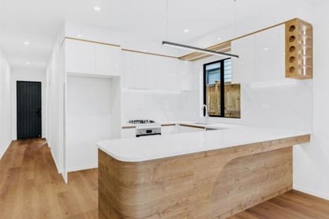 Photo of property in 11 Cronshaw Road, Karaka, Papakura, 2113