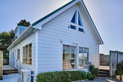 Photo of property in 39 Bodmin Terrace, Camborne, Porirua, 5026