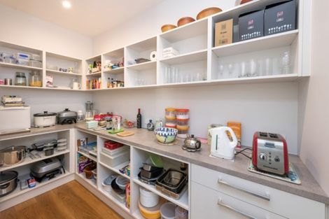 Photo of property in 1 Parkview Street, Wanaka, 9382