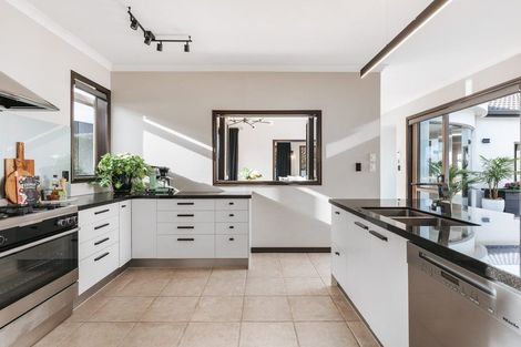 Photo of property in 14 Harbelle Close, Bethlehem, Tauranga, 3110