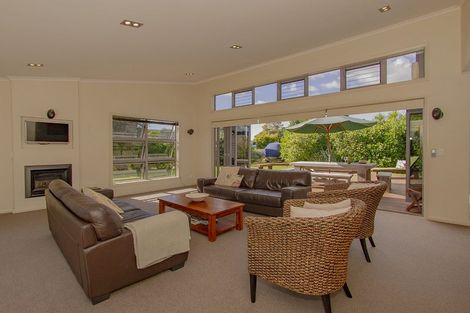 Photo of property in 9 Taunui Place, Cooks Beach, Whitianga, 3591