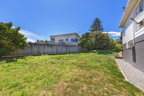 Photo of property in 10/22 Bay Drive, Titahi Bay, Porirua, 5022