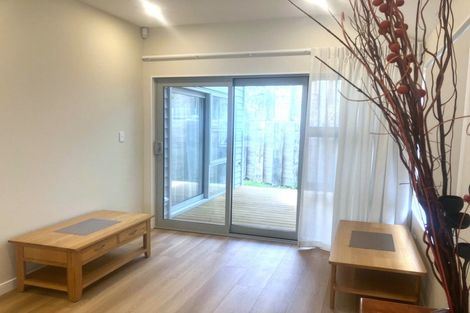 Photo of property in 49 Chamberlain Road, Massey, Auckland, 0614