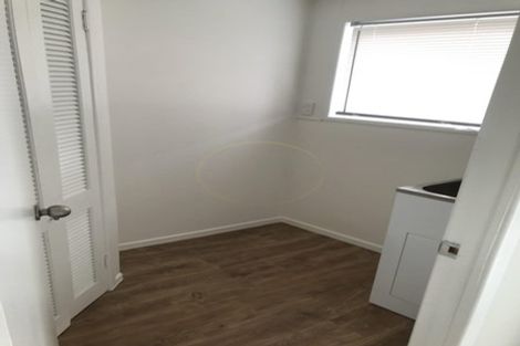 Photo of property in 37 Mckean Avenue, Manurewa, Auckland, 2102