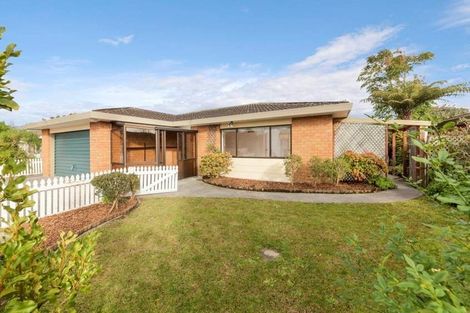 Photo of property in 9/39 Swanson Road, Henderson, Auckland, 0610