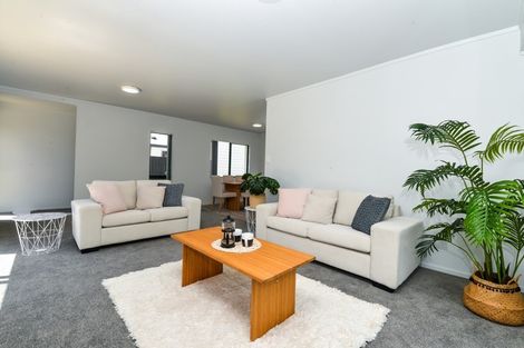 Photo of property in 94 Dixon Road, Glenview, Hamilton, 3206